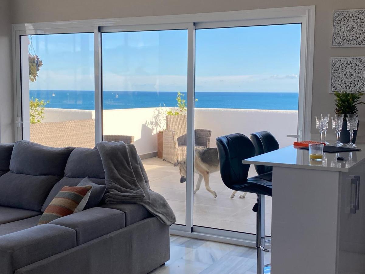 On The Beach - Penthouse On The Mediterranean エステポナ エクステリア 写真