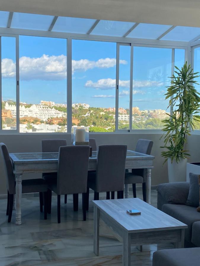On The Beach - Penthouse On The Mediterranean エステポナ エクステリア 写真