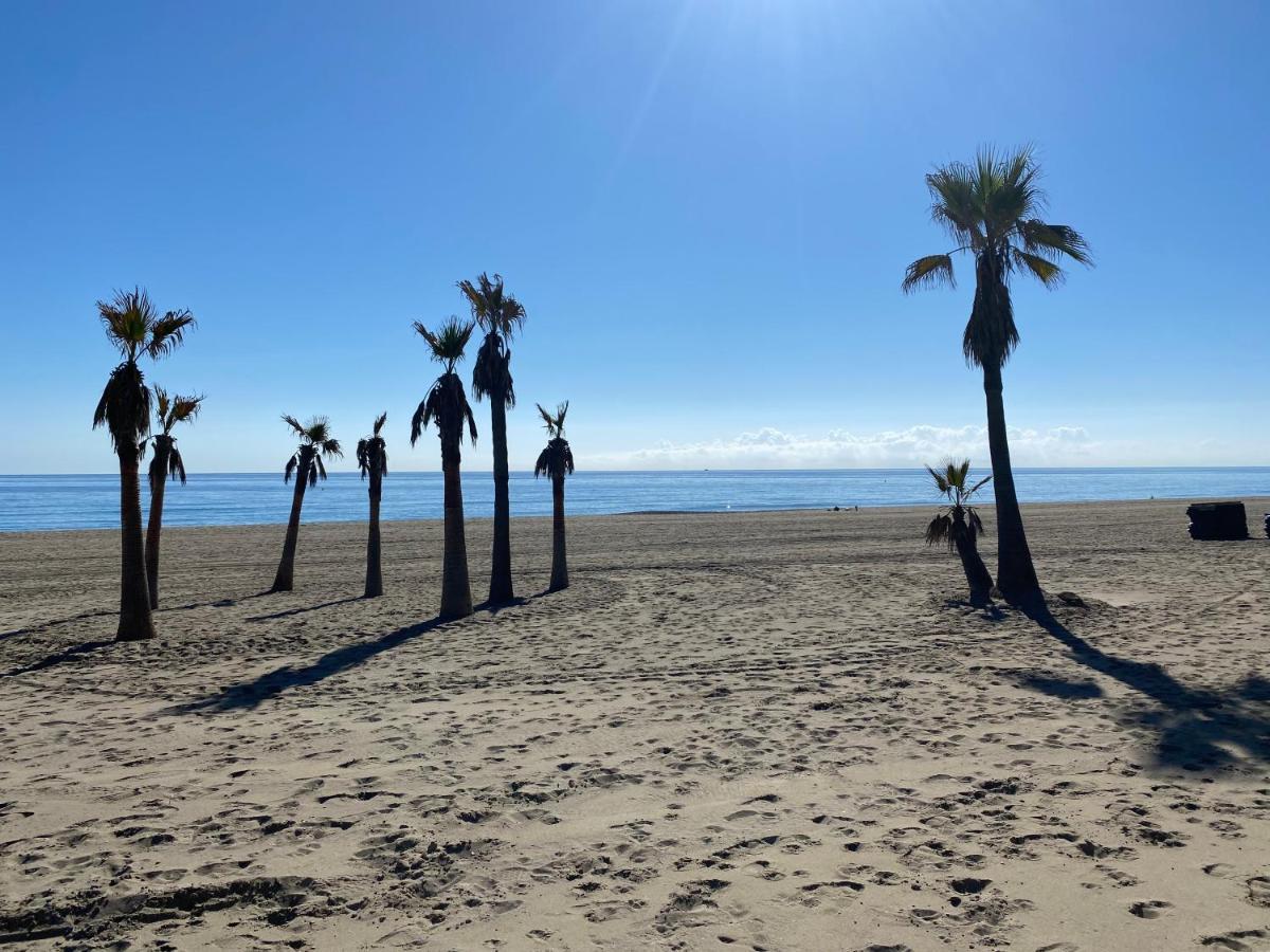 On The Beach - Penthouse On The Mediterranean エステポナ エクステリア 写真